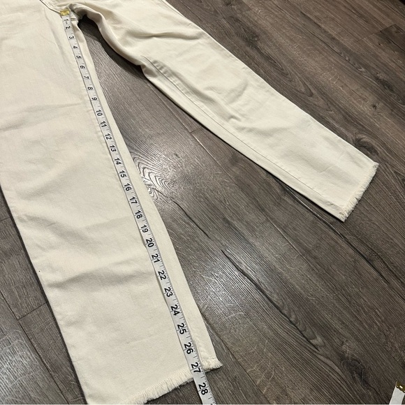New NWOT We The Free People Mid Rise Jeans Ivory Sz 27 Raw Hem Edge Boho Button - Picture 10 of 10